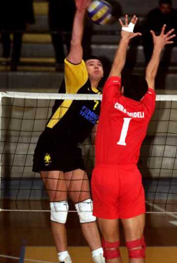 Προελαύνει ο Ολυμπιακός, 3-0 την ΑΕΚ – Αποτελέσματα σε Α1 ανδρών και γυναικών