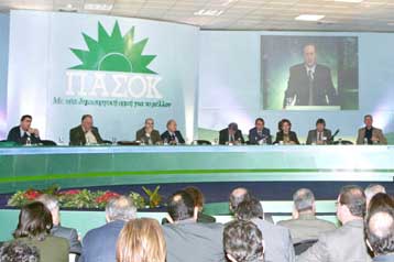 Τη μετεξέλιξη του ΠΑΣΟΚ ζήτησε ο Κ.Σκανδαλίδης στη σύνοδο για τα οργανωτικά