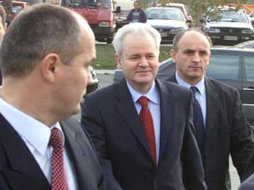 Ένα δισ. δολάρια έχει «βγάλει» ο Μιλόσεβιτς εκτός Γιουγκοσλαβίας – Η Κύπρος «φιλοξενεί» καταθέσεις τ