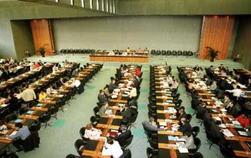 Αύξηση 10% του παγκόσμιου εμπορίου το 2000 προβλέπει ο ΠΟΕ