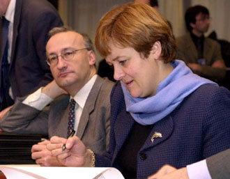 Οι ΗΠΑ απέρριψαν την πρόταση της Ευρωπαϊκής Ένωσης περί συνάντησης για το φαινόμενο του θερμοκηπίου