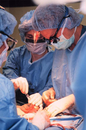 Η αμερικανική ιατροφαρμακευτική περίθαλψη στο στοχάστρο των πολιτών