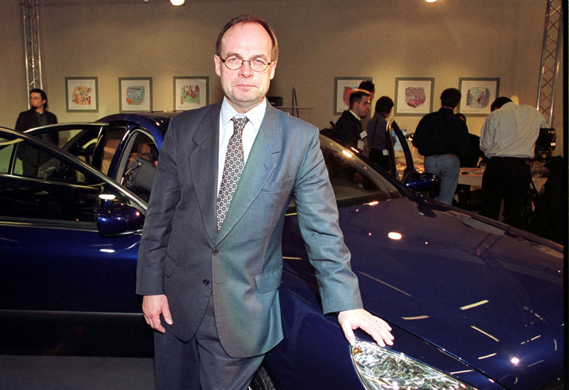 Διοικητικές ανακατατάξεις στον όμιλο PSA (Peugeot-Citroen)