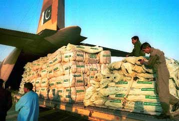 Συνεχίζεται η προσπάθεια αναζήτησης αγνοουμένων – Η διεθνής κοινότητα στο πλευρό της Ινδίας