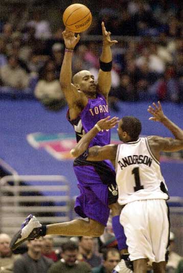 Από τις κερκίδες θα δει πιθανότατα το All Star Game του ΝΒΑ ο Βινς Κάρτερ