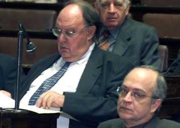 Διαφωνία Πάγκαλου – Σκανδαλίδη στη συνεδρίαση του συντονιστικού της ΕΓ του ΠΑΣΟΚ