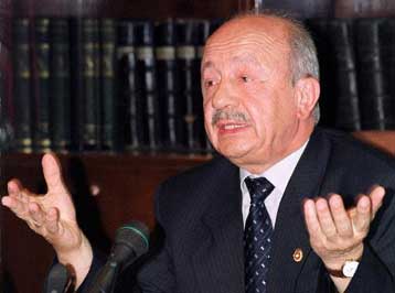 Σκληρές προειδοποιήσεις του Τούρκου υπουργού Δικαιοσύνης προς τον Οτζαλάν