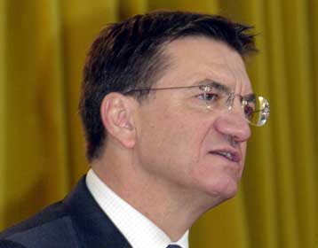 Απεργίες εξήγγειλαν οι εκπαιδευτικοί των ΙΕΚ – Μένουν απλήρωτοι για ένα χρόνο