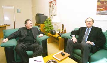 Ανοιχτό το ενδεχόμενο αλλαγής του εκλογικού νόμου είπε ο Κ.Σκανδαλίδης στο Ν.Κωνσταντόπουλο