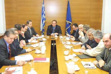 Πρόταση δυσπιστίας κατά του Παπαντωνίου καταθέτει η ΝΔ