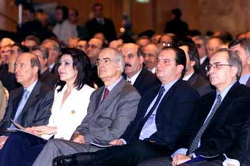 Ανοιχτή πρόσκληση σε όλες τις δυνάμεις του ελληνισμού για το 2004