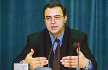 Μέτρα για τη βιομηχανία και το εμπόριο θα λάβει το ΥΠΑΝ, αξιοποιώντας κονδύλια του Γ ΚΠΣ