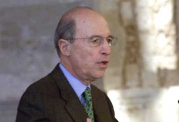 Καλύτερος πρωθυπουργός ο Σημίτης – δημοφιλέστερος ο Αβραμόπουλος, στο β μέρος της έρευνας της V-PRC