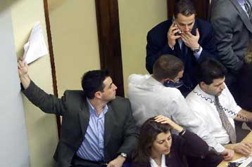 Πτώση 0,89% στη Σοφοκλέους τη Δευτέρα – Στις 3.044,58 ο γενικός δείκτης