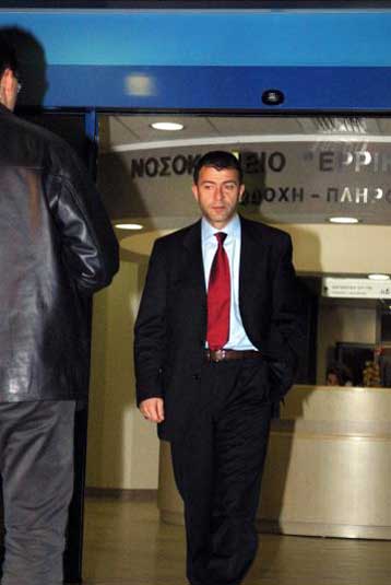 Διά στόματος Φλωρίδη τα αισιόδοξα μηνύματα για την υγεία του Αμανατίδη – Επισκέψεις και από τους παί