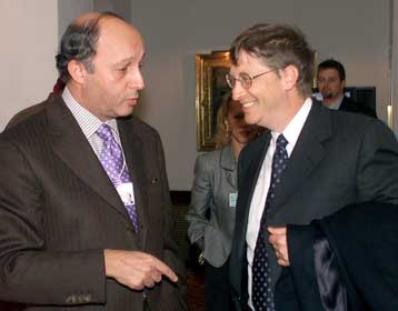 O Γκέιτς ομιλητής στο Παγκόσμιο Οικονομικό Φόρουμ