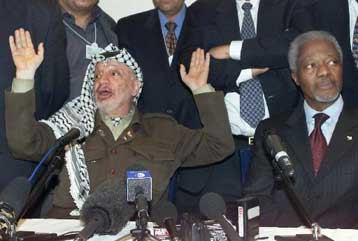 Προσηλωμένος στο όραμα της ειρήνης δηλώνει από το Νταβός ο Γιασέρ Αραφάτ