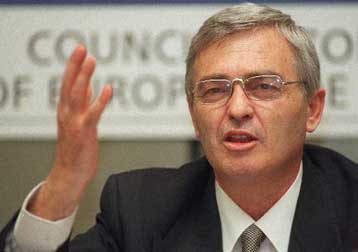 Υπέρ της ανεξαρτησίας του Κοσσυφοπεδίου και του Μαυροβουνίου τάσσεται ο πρόεδρος της Αλβανίας