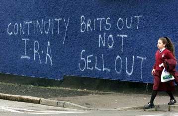 Την 29η επέτειο της «Ματωμένης Κυριακής» τίμησαν χιλιάδες άνθρωποι στη Β.Ιρλανδία