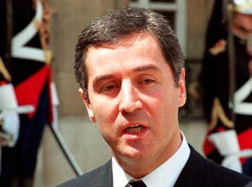 Τη συμμετοχή της ΕΕ στις συνομιλίες με τη Σερβία για το μέλλον της ΟΔΓ προτείνει ο Τζουγκάνοβιτς