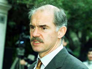 Ευκαιρία για την Ελλάδα η προεδρία Μπους, υποστηρίζει ο Γ.Παπανδρέου