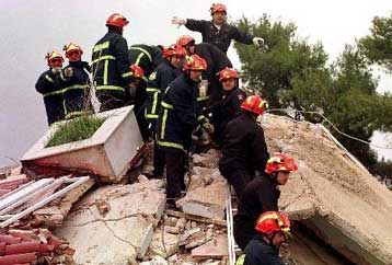 Ασκηση ετοιμότητας με εικονικό σεισμό πραγματοποιείται στην Αταλάντη