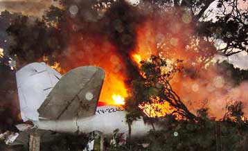 Δέκα νεκροί από συντριβή αεροσκάφους στην Οκλαχόμα – Μετέφερε μέλη της πανεπιστημιακής ομάδας μπάσκε