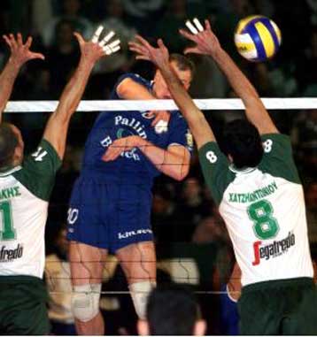 Ο Ηρακλής πέρασε από τη λεωφόρο Αλεξάνδρας, 3-0 τον Παναθηναϊκό και τερματίζει δεύτερος