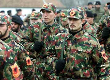 Νεκρός Σέρβος στρατιώτης από πυρά Αλβανών αυτονομιστών στη νότια Σερβία