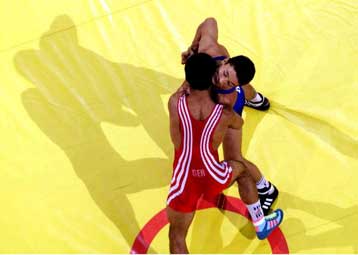 Βελτίωση παρουσιάζει η υγεία του 18χρονου παλαιστή Συμεωνίδη – Επίσκεψη από το Γ.Φλωρίδη