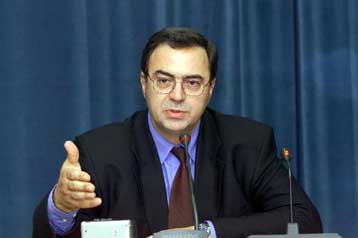 Το χρηματιστήριο αδικεί την ελληνική οικονομία – Αδιαμφισβήτητος αρχηγός ο Σημίτης