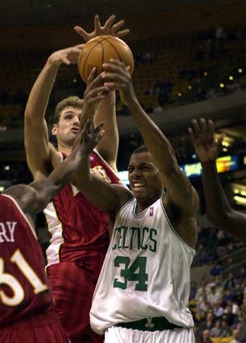 Το ξύπνημα των Σέλτικς στο ΝΒΑ – Τράβηξε… 44άρι ο Αϊβερσον