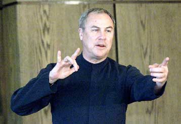 Πρεμιέρα για τον «Προμηθέα» του Ρόμπερτ Ουίλσον στο Μέγαρο Μουσικής Αθηνών