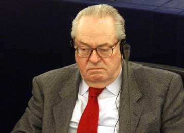 Την επιστροφή του στο Ευρωκοινοβούλιο «μαγειρεύει» ο Ζαν Μαρί λε Πεν