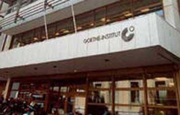 Το θέμα των γερμανικών αποζημιώσεων συζήτησαν Γ.Παπανδρέου και μέλη του Εθνικού Συμβουλίου