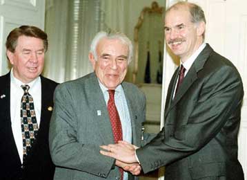 Η Ελλάδα σύμμαχος των ΗΠΑ, δηλώνει ο επικεφαλής της αμερικανικής κοινοβουλευτικής αντιπροσωπείας