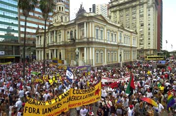 Προσωπικότητες από την Ελβετία διαμαρτύρονται για την απαγόρευση των διαδηλώσεων στο Νταβός