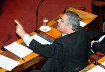 Επιστολή Έβερτ προς το ΕΣΡ για τη διαφάνεια στα ΜΜΕ