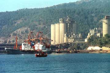 Στο εδώλιο 27 άτομα για το ναυάγιο του Δύστος