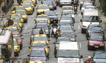 Με 288.502 νέα αυτοκίνητα επιβαρύνθηκαν το 2000 οι ελληνικοί δρόμοι