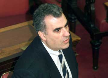 Με δική τους πρωτοβουλία συναντήθηκαν στην Αθήνα ο Νάνο και ο Κοστούνιτσα, δηλώνει ο Ρέππας