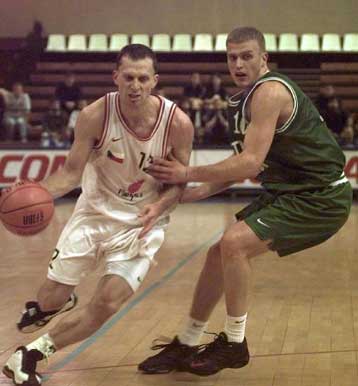 Οι τέσσερις τελευταίοι φιναλίστ του Ευρωμπάσκετ 2001 βγαίνουν από σήμερα… έως το Σάββατο