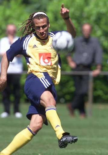 Ανοησίες χαρακτηρίζουν στη Σέλτικ δημοσιεύματα που θέλουν τη Μάντσεστερ να ενδιαφέρεται για τον Λάρσ