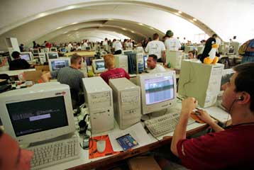 Πρόγραμμα ύψους 18,8 δισ. δρχ. από τον ΟΑΕΔ για τη στήριξη 6.000 ανέργων