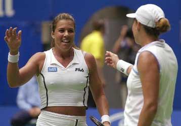 Η Καπριάτι απέκλεισε τη Μόνικα Σέλες στο Αυστραλιανό Όπεν – Πέρασε στους «4» ο Αγκάσι