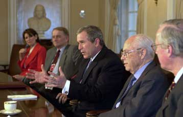 Απαγορεύονται… τα σκάνδαλα, είπε ο Μπους στους συνεργάτες του