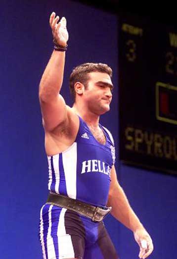 Την Τρίτη υποβάλλονται σε χειρουργική επέμβαση στις Ηνωμένες Πολιτείες οι Τζελίλης, Λεωνίδης και Σπύ