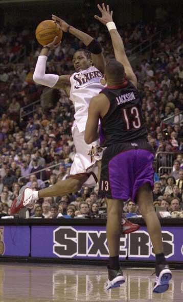 Επιθετικό ρεσιτάλ με το Τορόντο να κάνει την έκπληξη στη Φιλαδέλφεια – Οι έδρες δεν είχαν την… τιμ