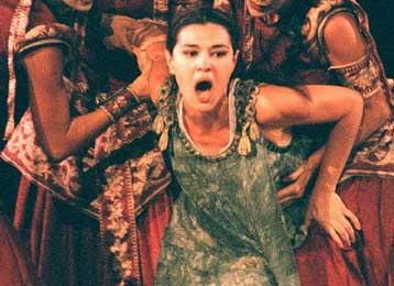 «Φιλώντας το φιλί» στο Ίδρυμα Μελίνα Μερκούρη