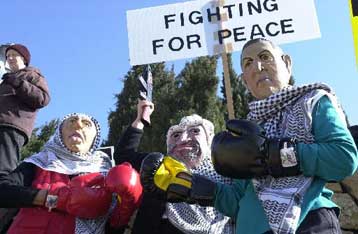 Ξεκίνησαν οι μαραθώνιες συνομιλίες Ισραηλινών και Παλαιστινίων στην Αίγυπτο